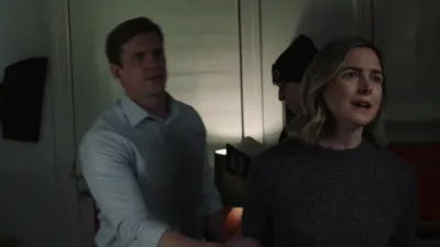 thumbnail - S26:E15 Undertow