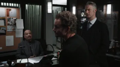 thumbnail - S26:E21 Aperture