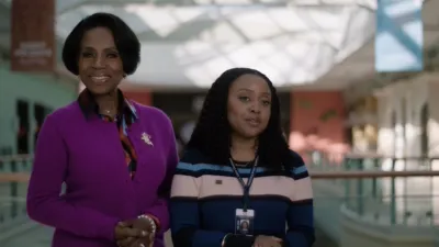 thumbnail - S5:E9 Mall