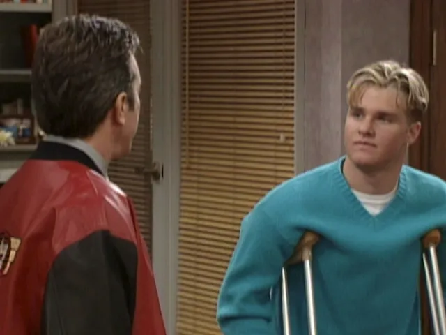 thumbnail - S8:E15 Knee Deep