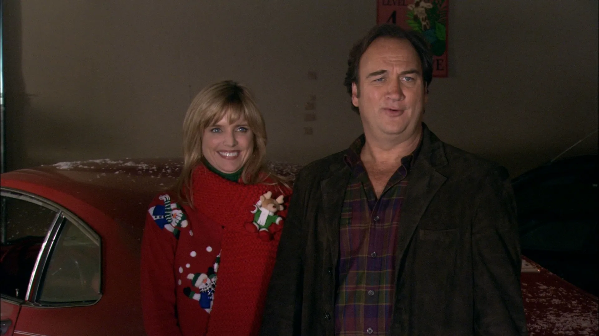 thumbnail - S4:E10 Stalking Santa