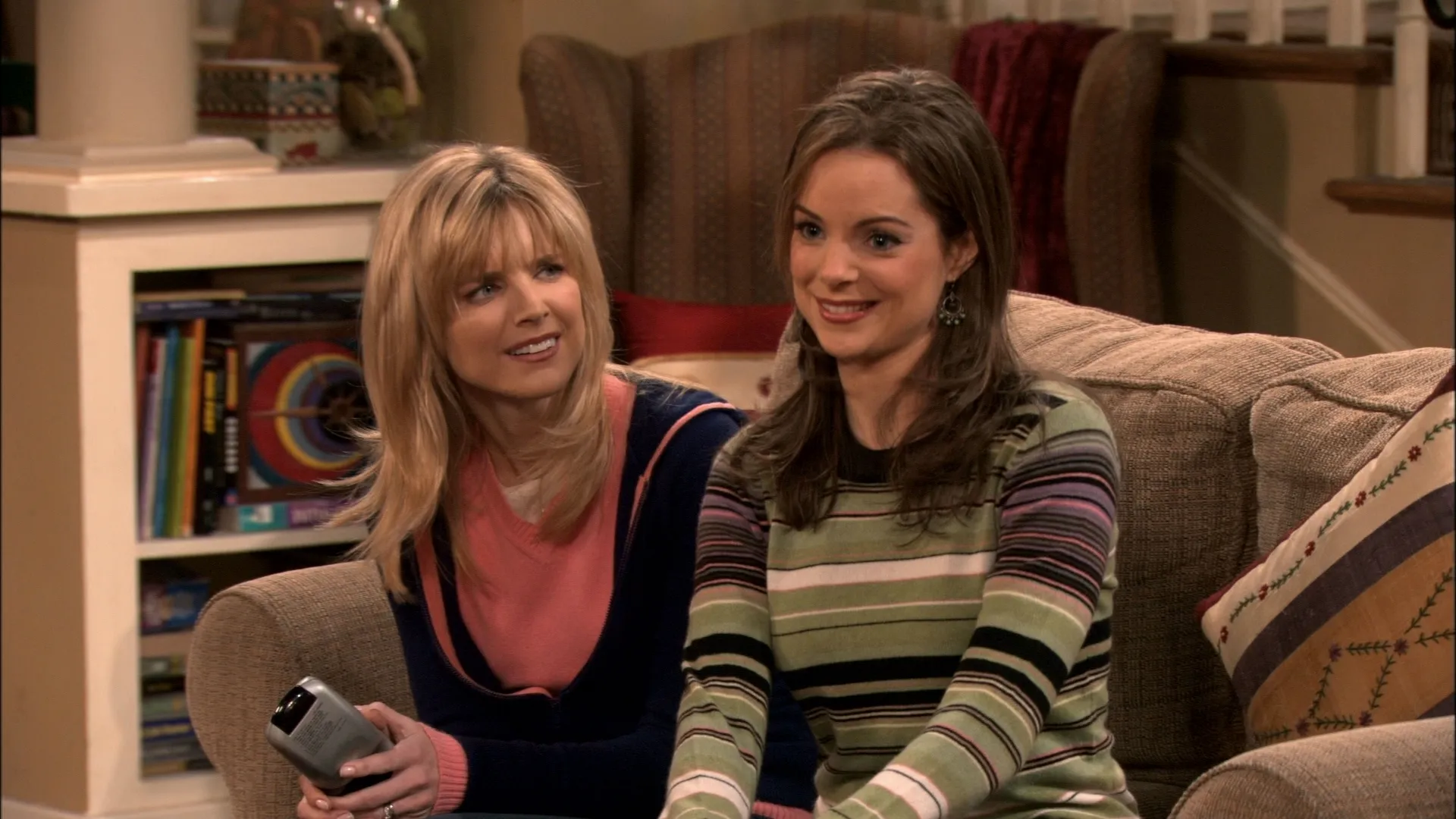 thumbnail - S4:E12 The Nanny-Cam