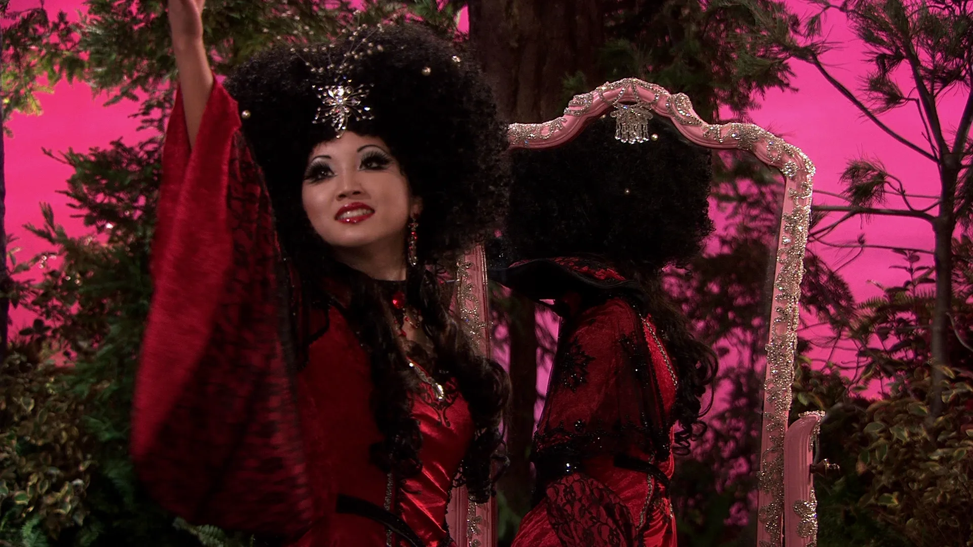 thumbnail - S2:E21 Once Upon a Suite Life