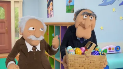 thumbnail - S3:E10 Kermit And Fozzie's Eggcellent Adventure/ Animal And The Little Accident