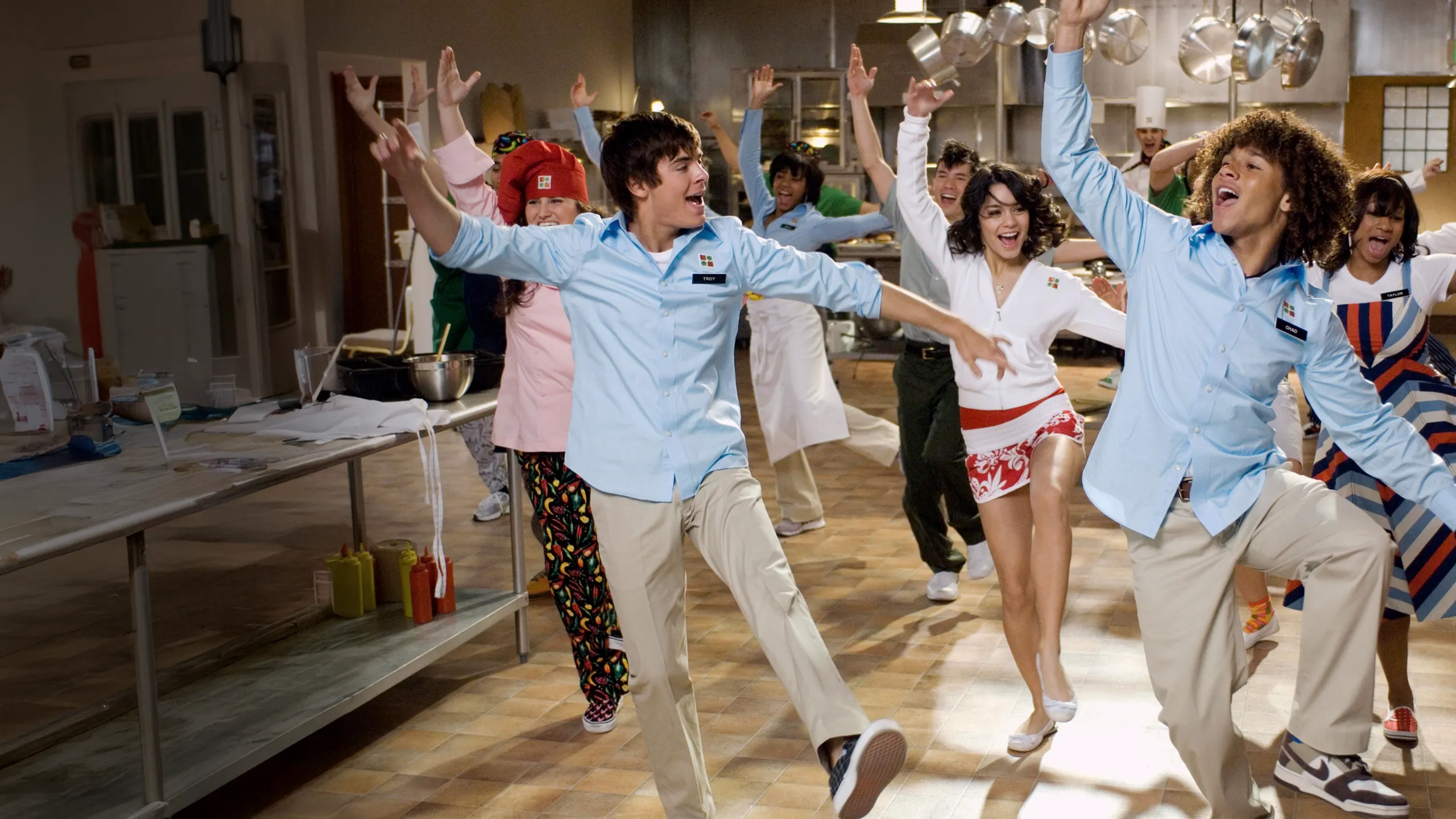 "Work This Out" | High School Musical 2 Videoclip