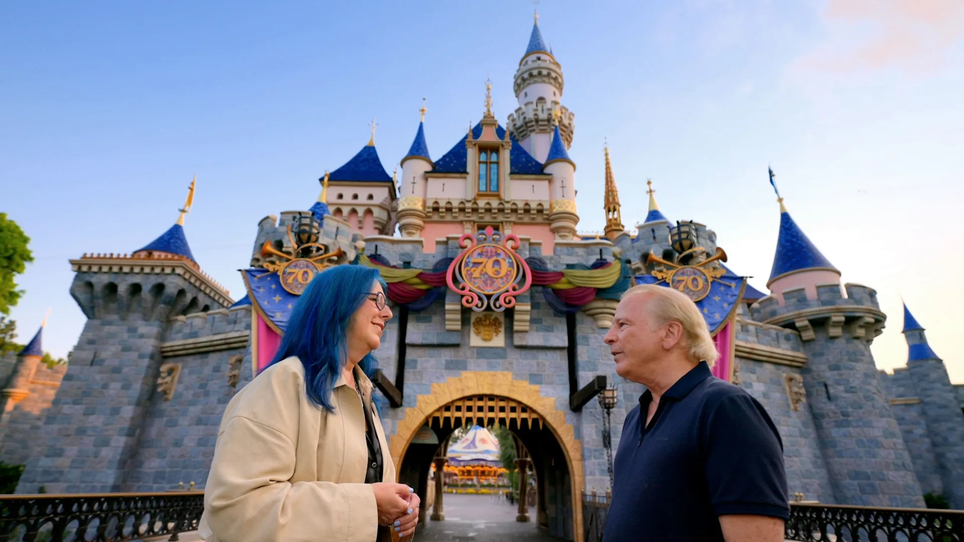 thumbnail - S1:E5 Building Disney Castles