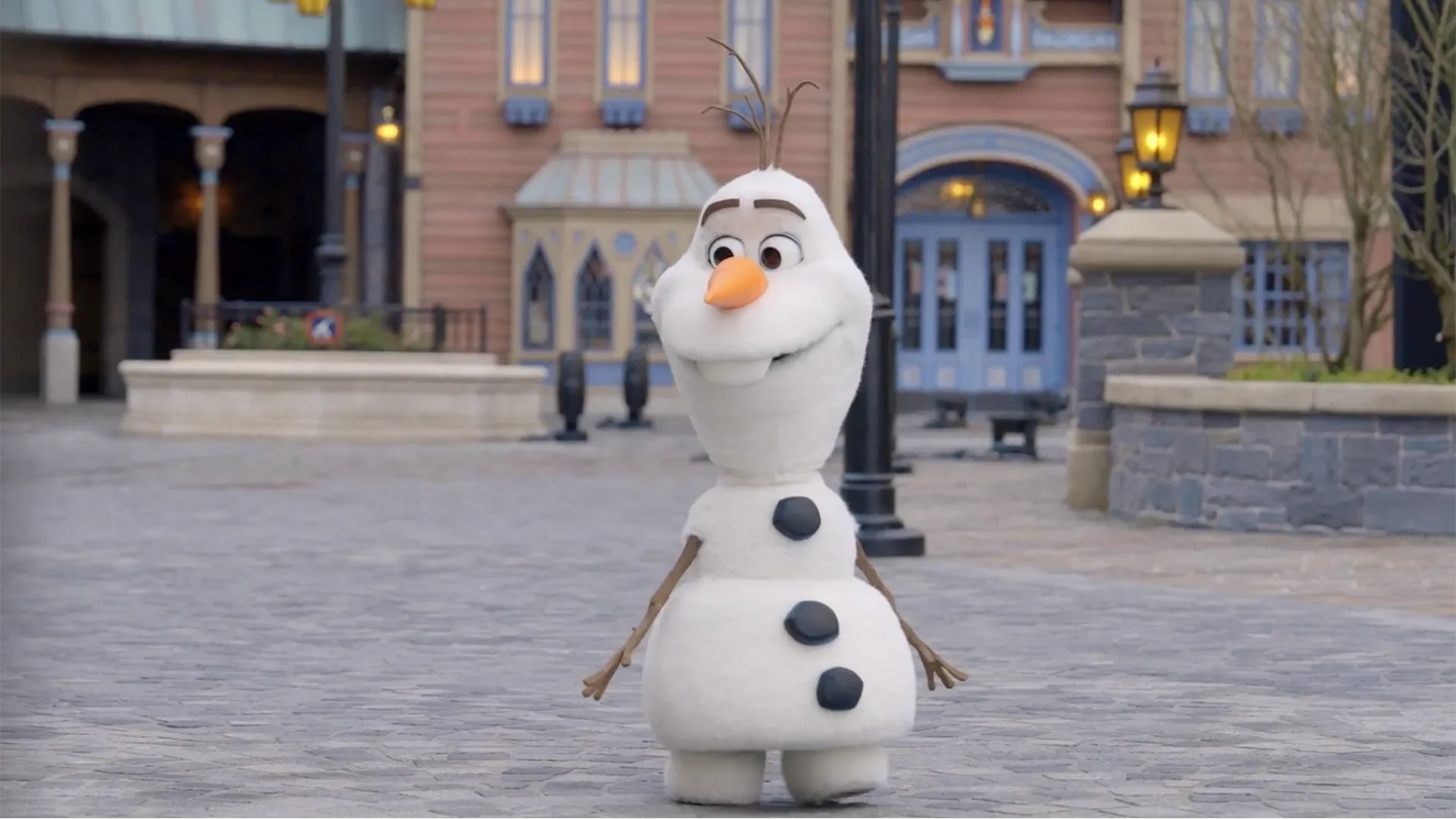 thumbnail - S1:E7 Robotics