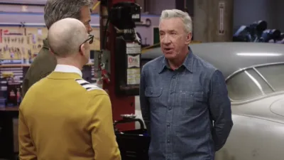 thumbnail - S2:E10 Friend