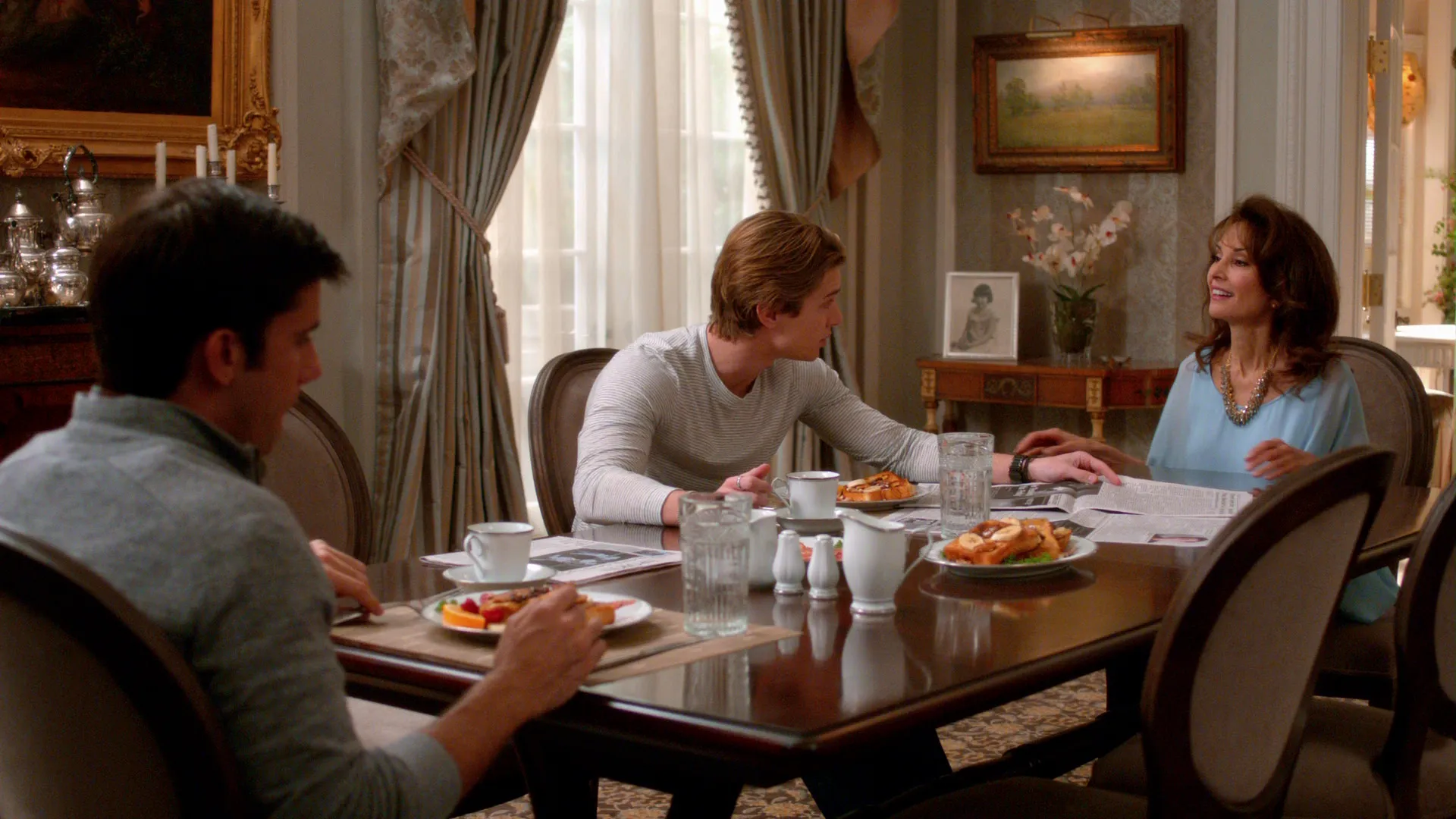 thumbnail - S1:E2 Setting the Table