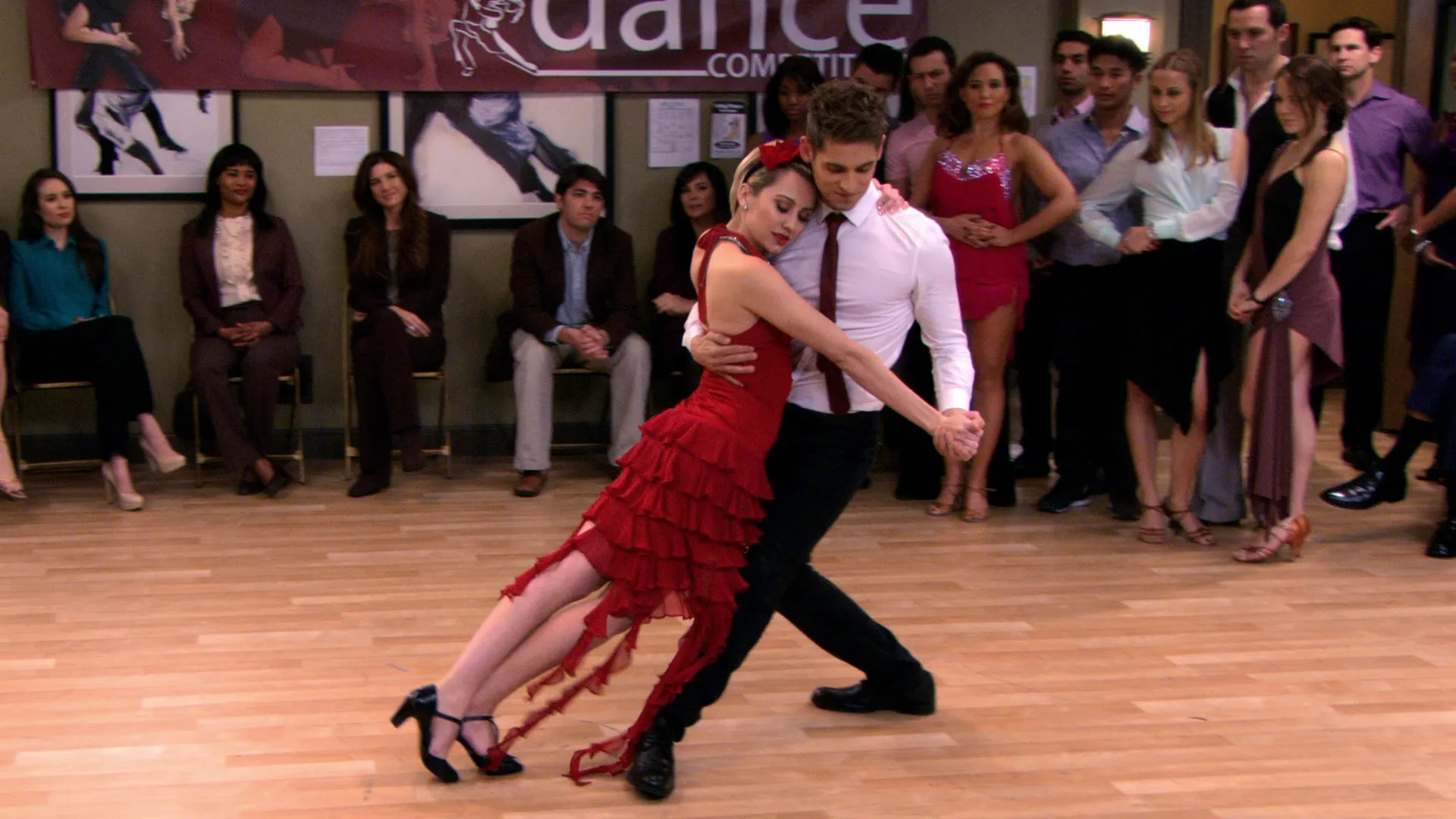 thumbnail - S3: Afl. 17 Flirterig Dansen