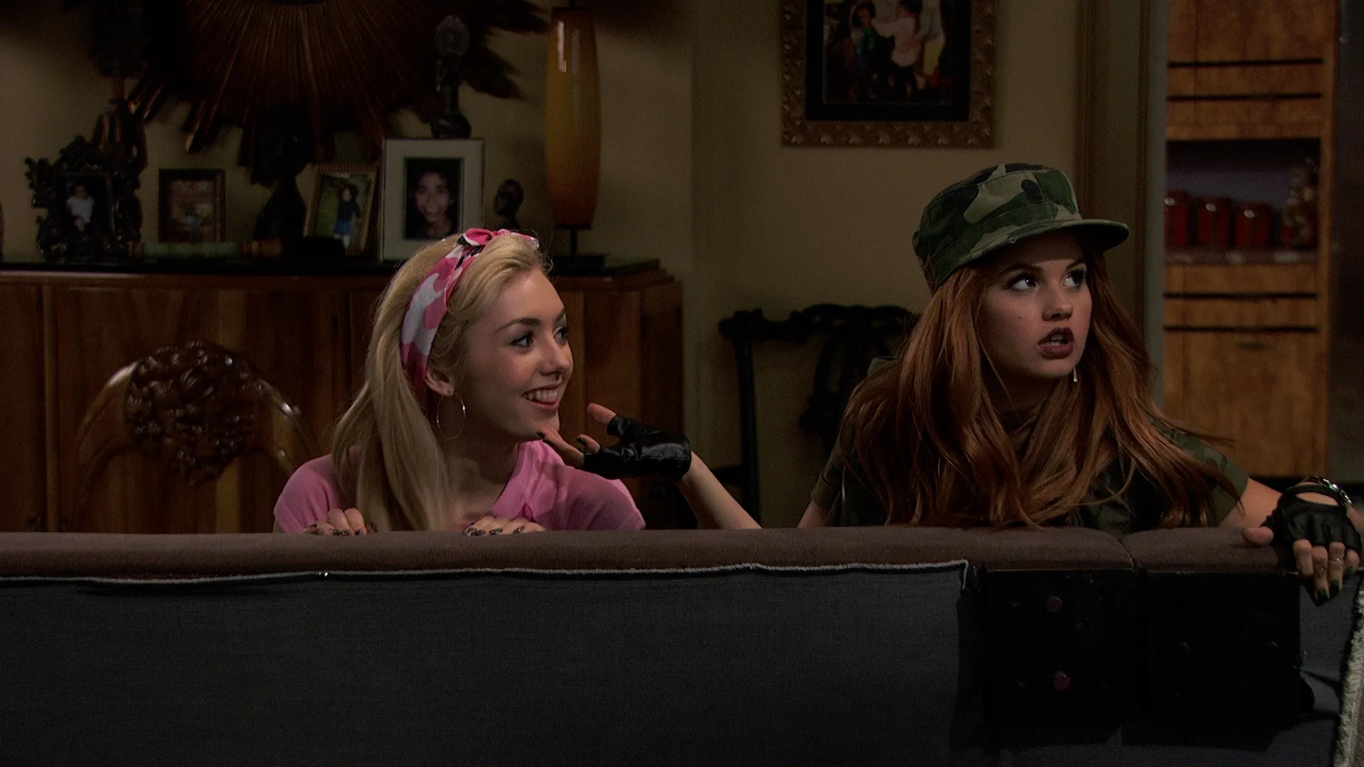 thumbnail - S4:E7 Capture the Nag