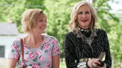 thumbnail - S6:E8 The Presidential Suite