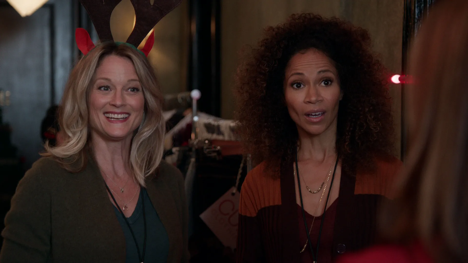 thumbnail - S2:E10 A Very Coterie Christmas