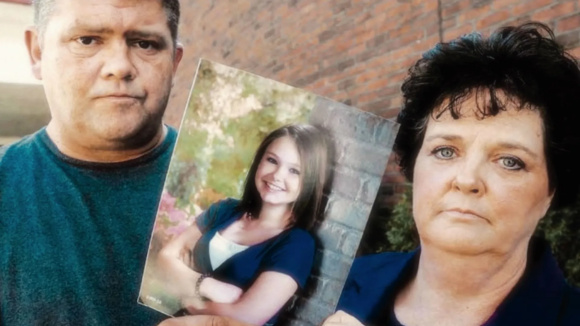 thumbnail - S1:E1 The Disappearance