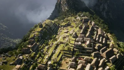 thumbnail - S1:E1 Birth of an Empire