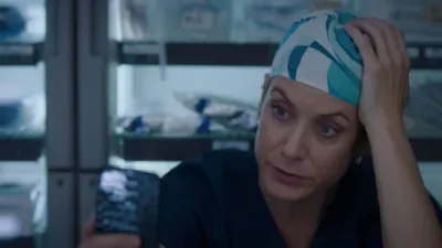 thumbnail - S22:E10 Strip That Down