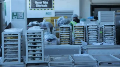 thumbnail - S1:E11 Airplane Meals