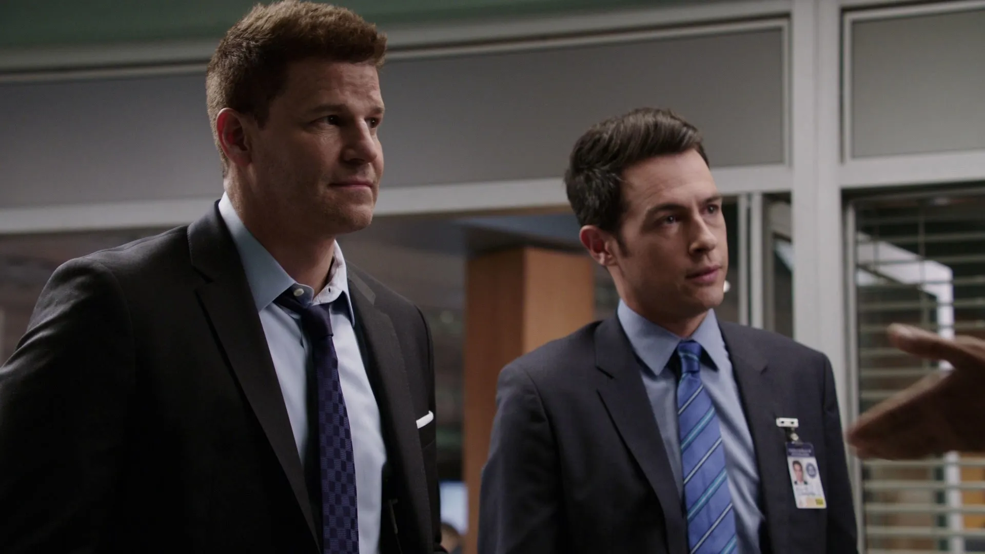 thumbnail - S11:E21 The Jewel in the Crown