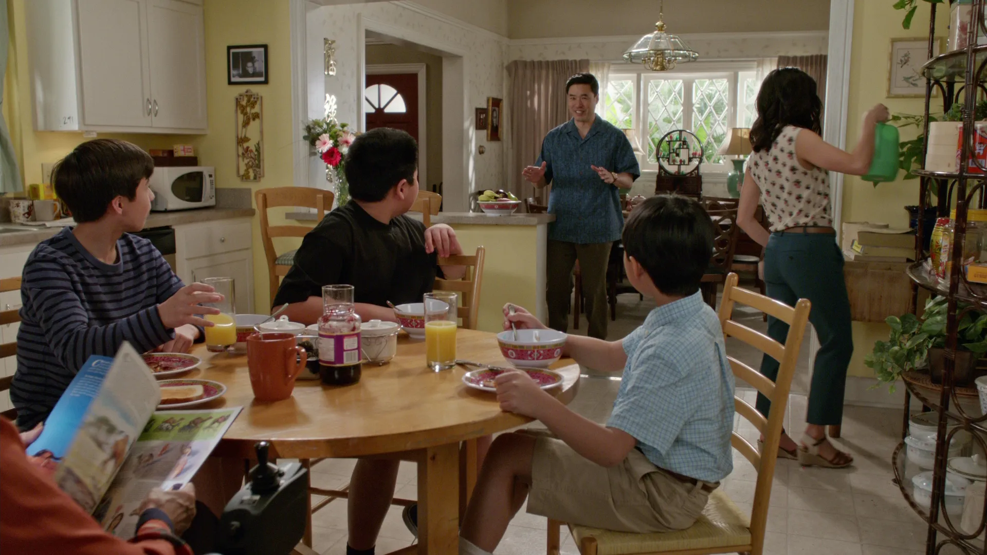 thumbnail - S3:E15 Living While Eddie