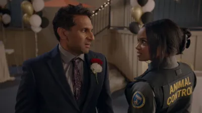 thumbnail - S4:E5 French Bulldogs and White Broncos