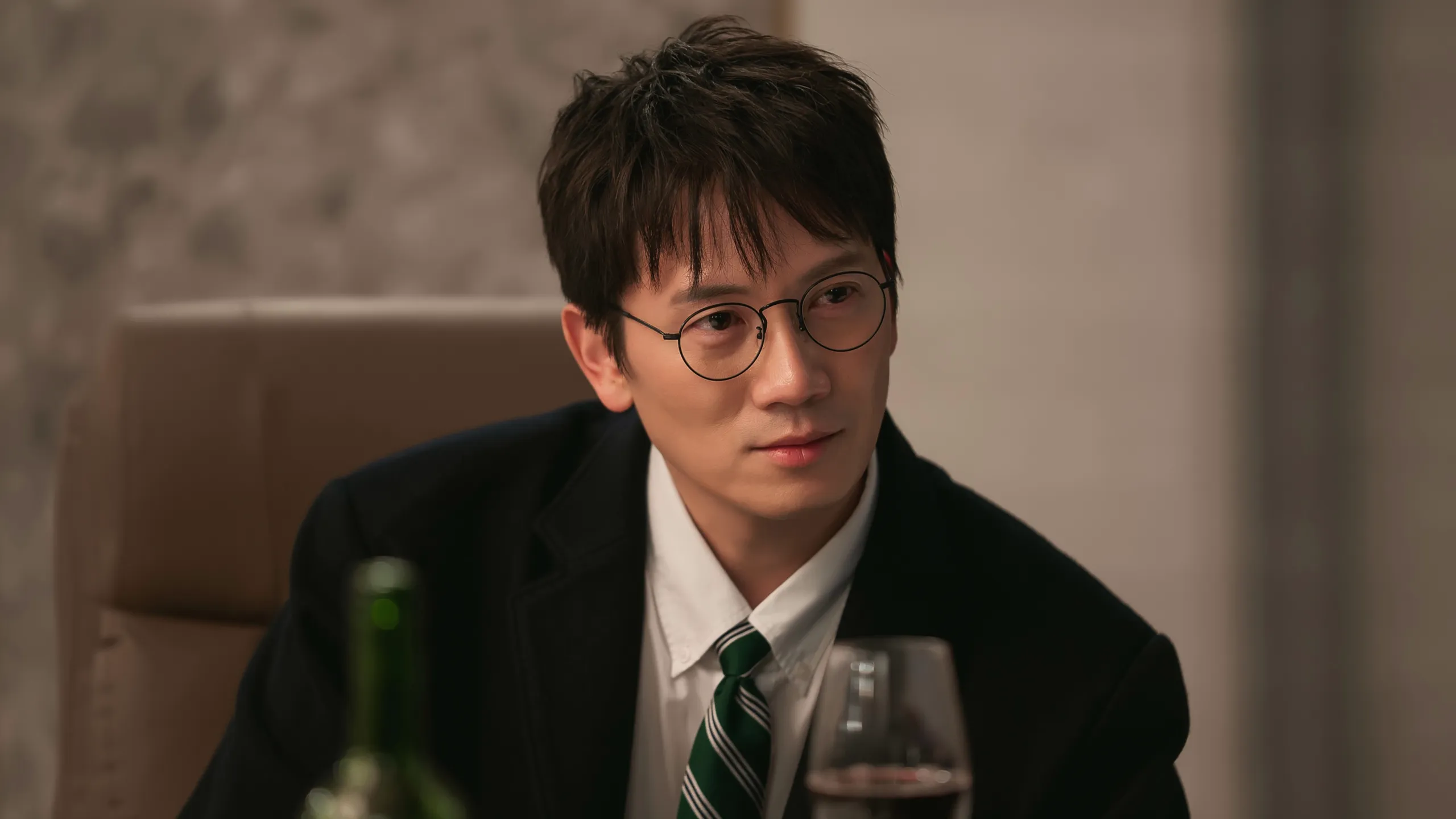 thumbnail - S1：第13話「不信と紛乱」
