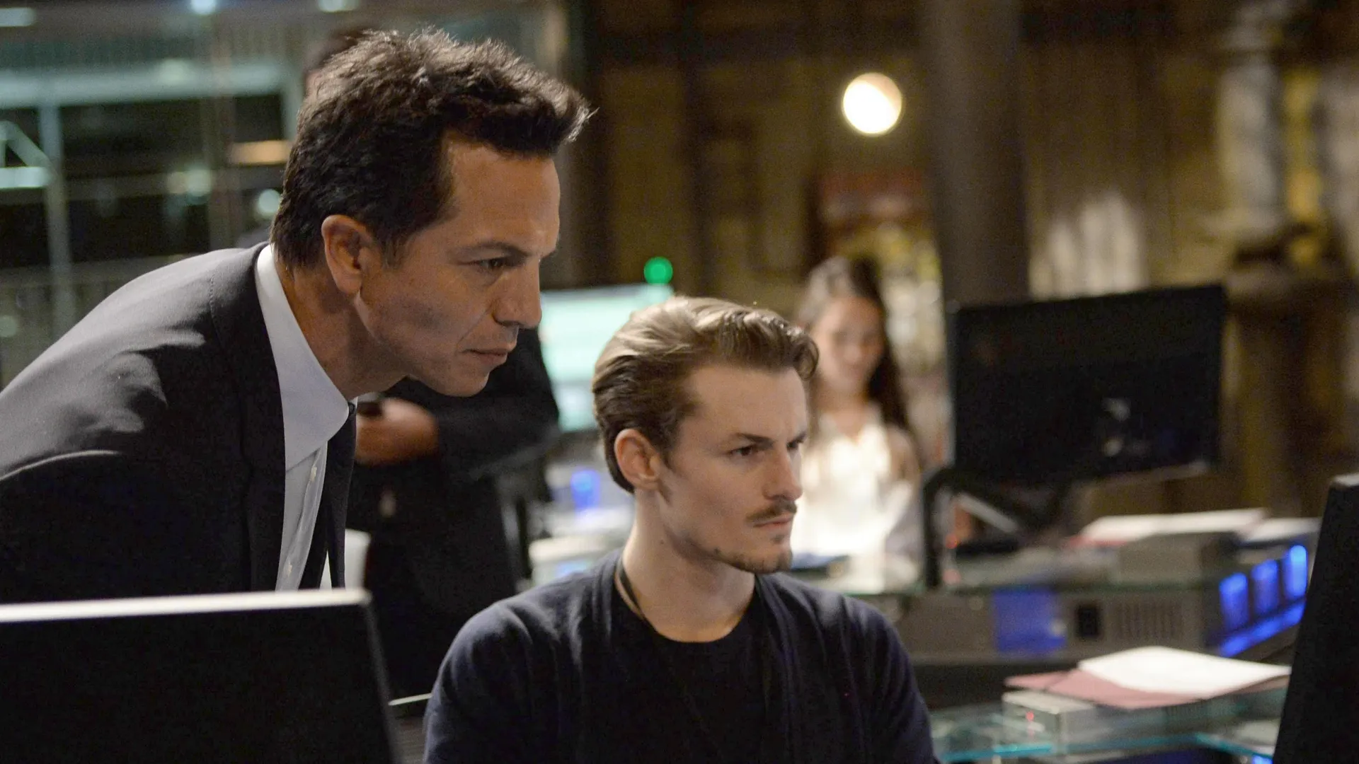 thumbnail - S9:E5 3:00 P.M. - 4:00 P.M.