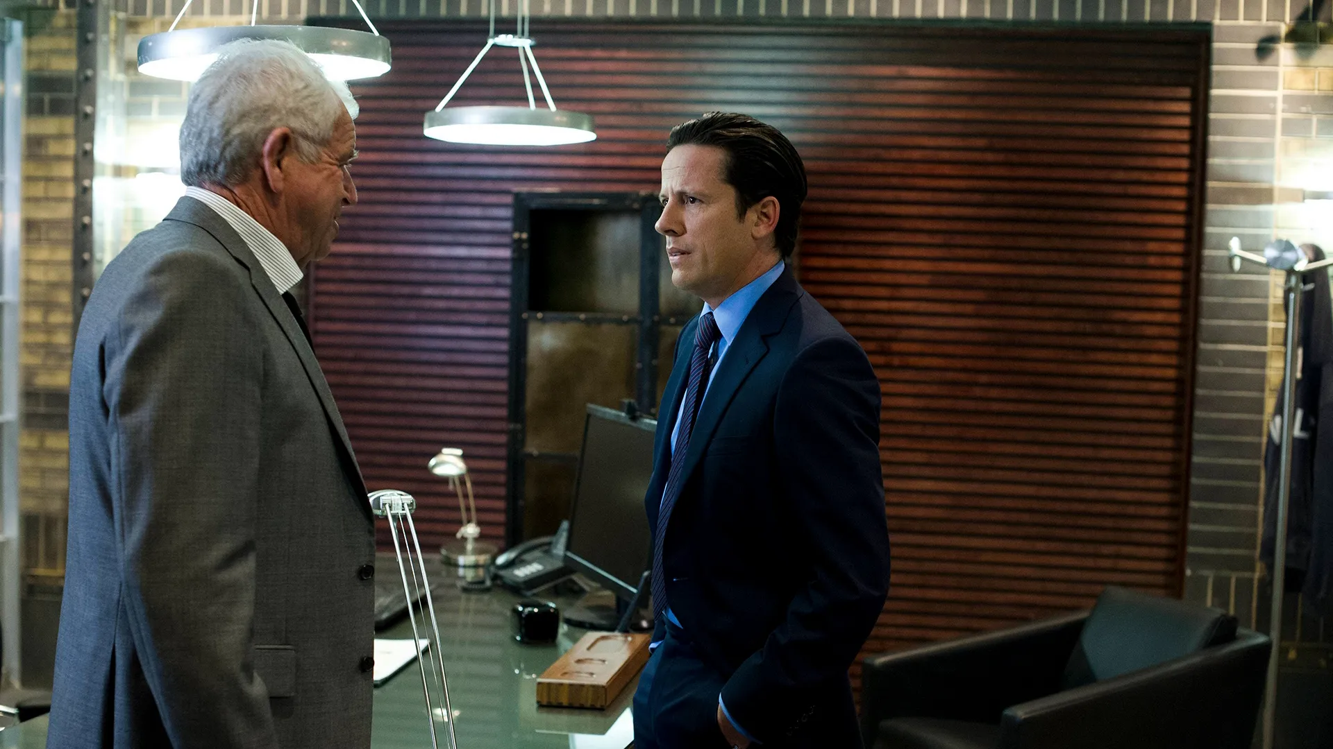 thumbnail - S9:E12 10:00 P.M. - 11:00 A.M.