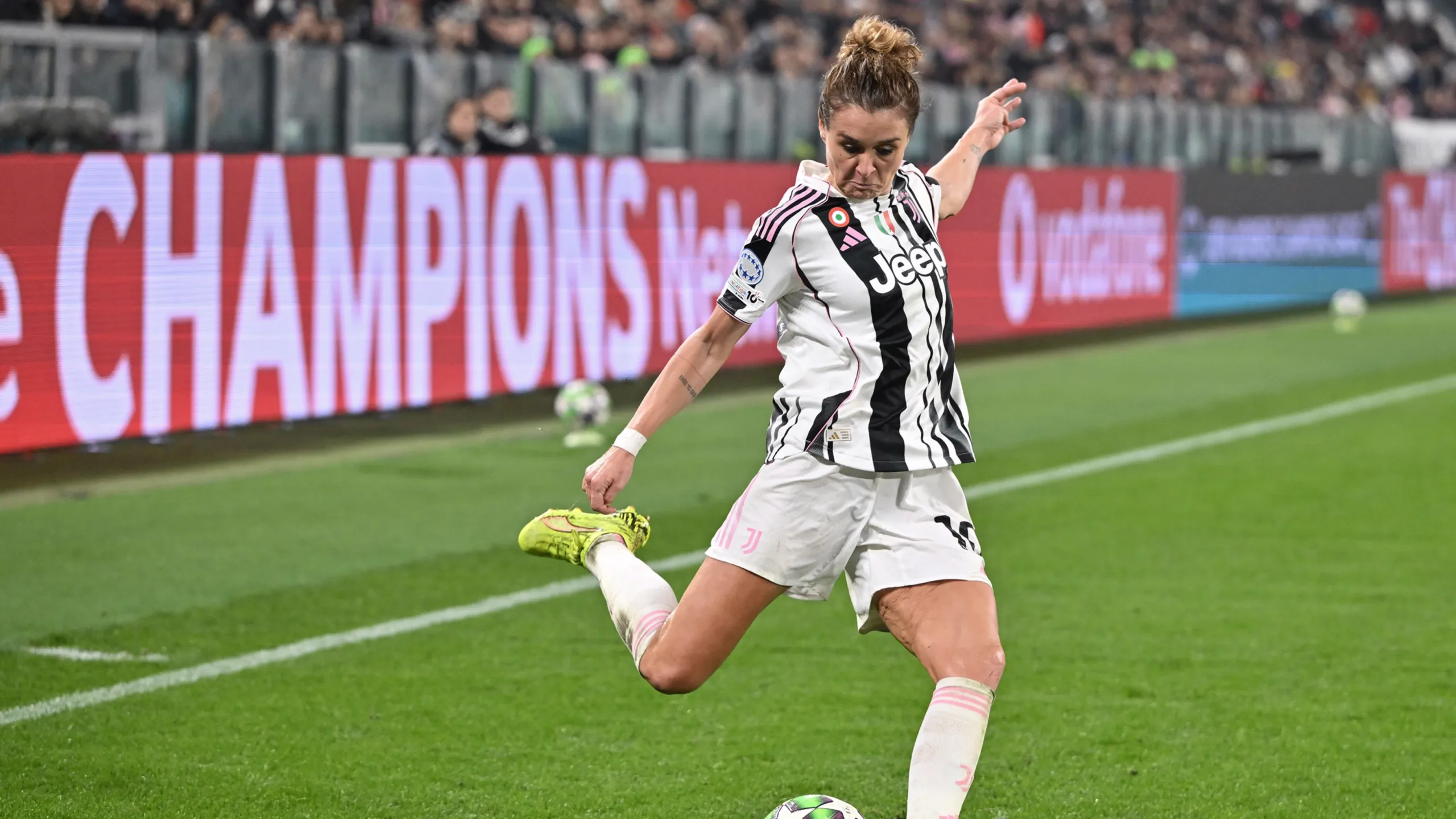 UEFA WCL Highlights: Juventus v Wolfsburg