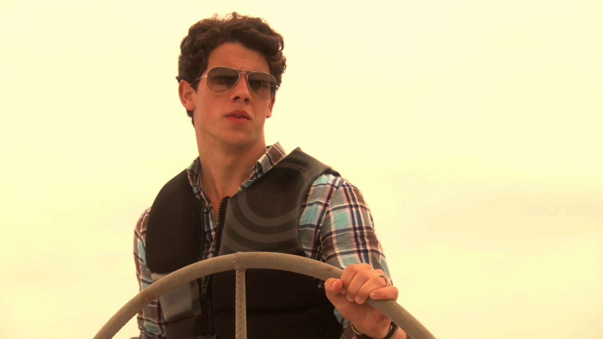 thumbnail - S2:E11 Boat Trip