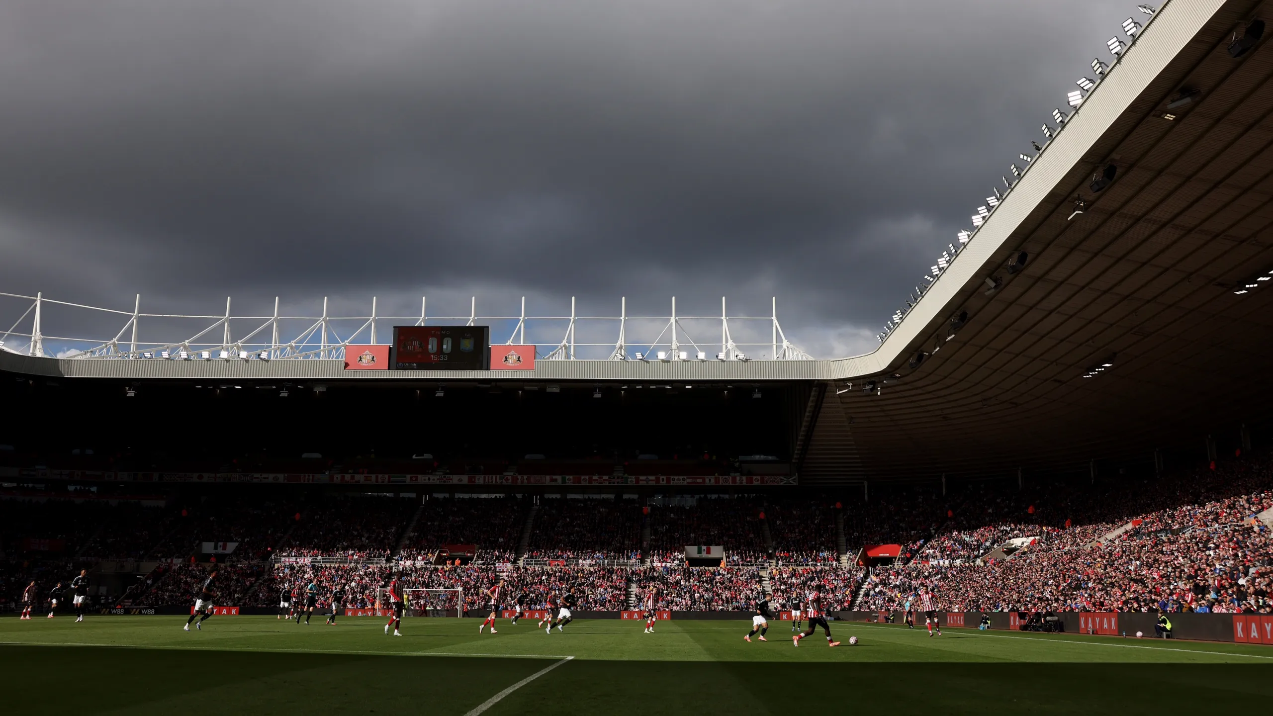 Sunderland x Brighton & Hove Albion