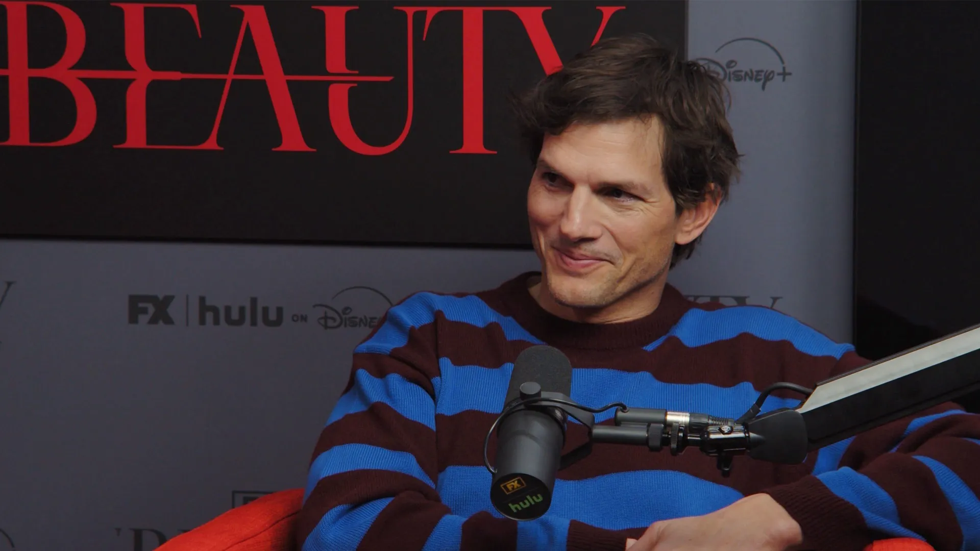 thumbnail - S1：第6話「The Beauty Podcast Episode 6: Ashton Kutcher」