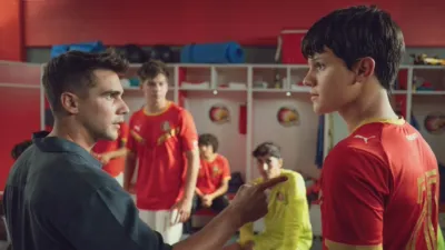 thumbnail - S1:E10 All Against the Hawks