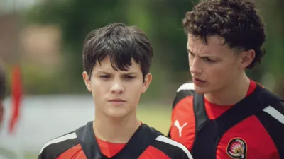 thumbnail - S1:E8 Friends or Enemies?