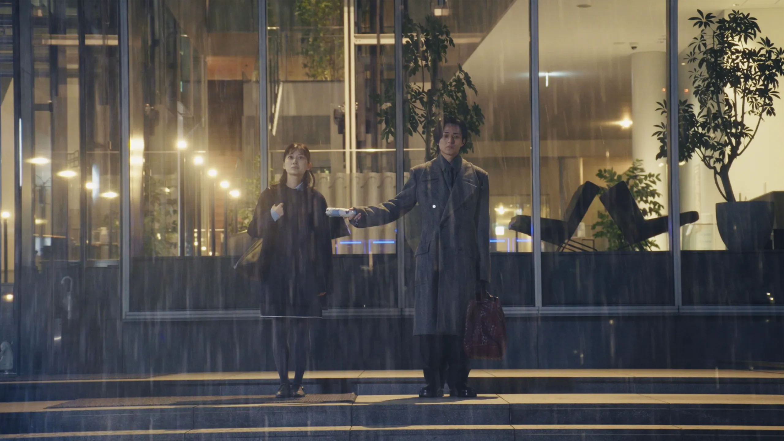 thumbnail - S1：第2話「いきなり激突！雨の告白 第二話」