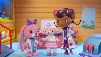 thumbnail - S1:E4 Lambie Gets a Crease