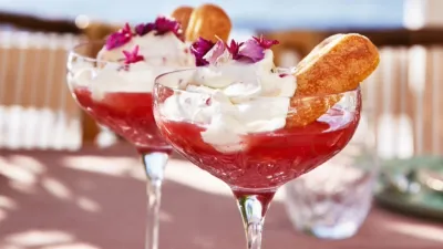 thumbnail - S1:E4 Sunshine, Friends and Food