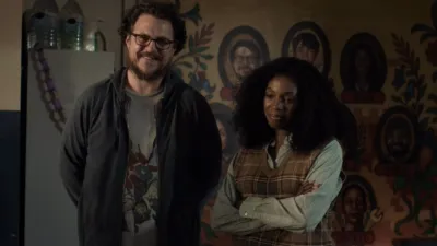 thumbnail - S2:E5 The Mailman