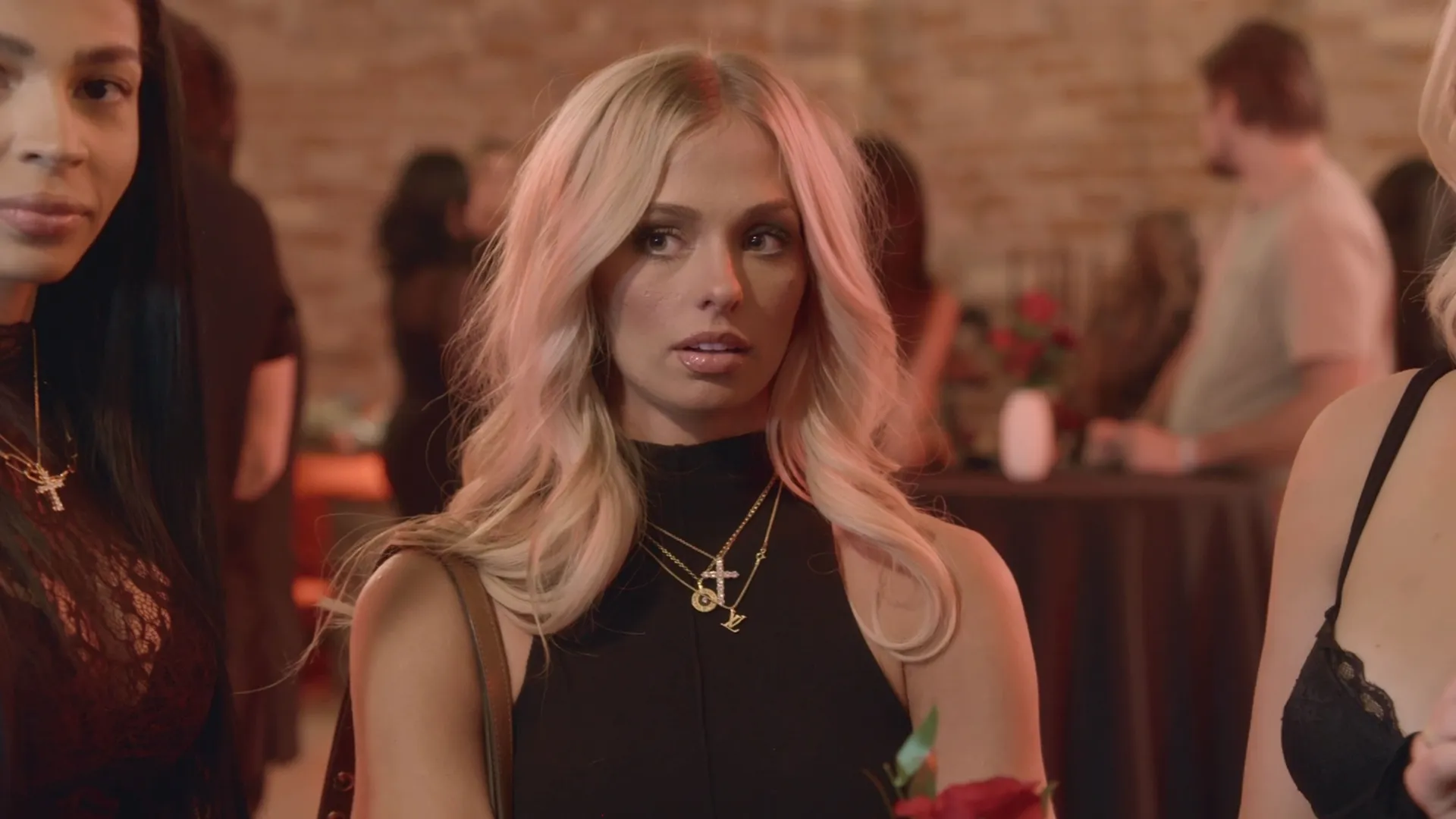 thumbnail - S4：第9話「欲しがりの書」