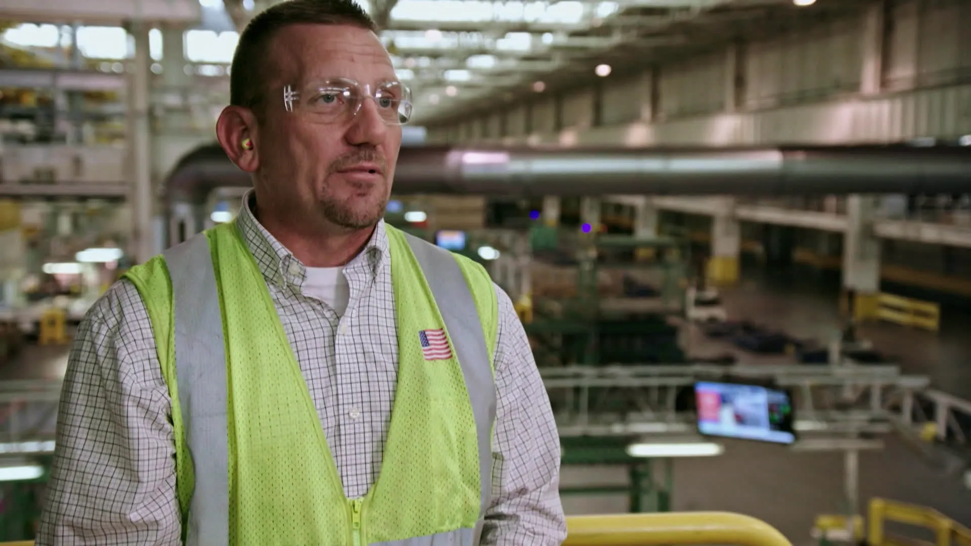 thumbnail - S1:E1 Born Tough: Inside the Ford Factory