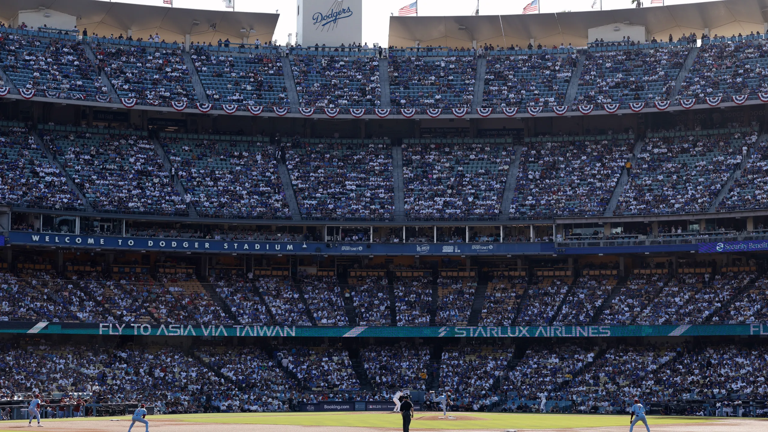 Cleveland Guardians vs. Los Angeles Dodgers