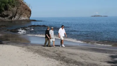 thumbnail - S1:E4 Episode 4