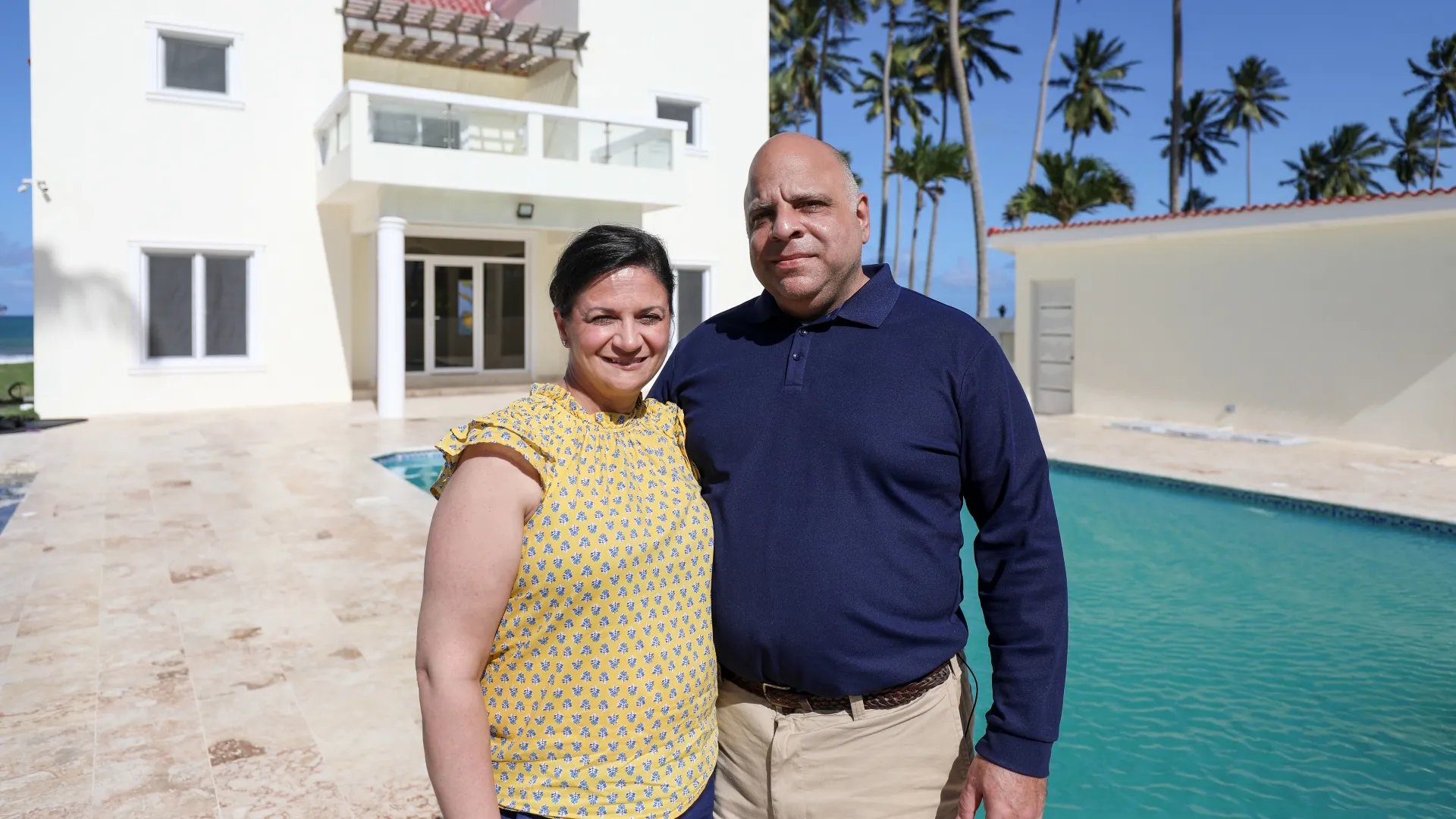 thumbnail - S1:E12 Family Ties in Cabarete