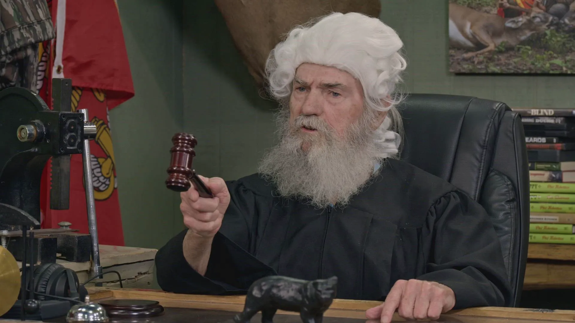 thumbnail - S2:E3 Duck Court