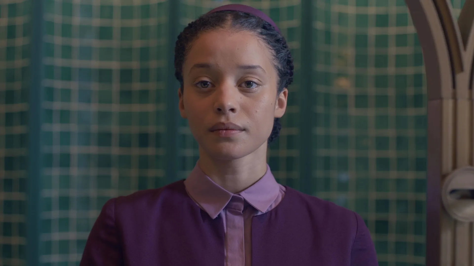 thumbnail - S1:E1 Precious Flowers