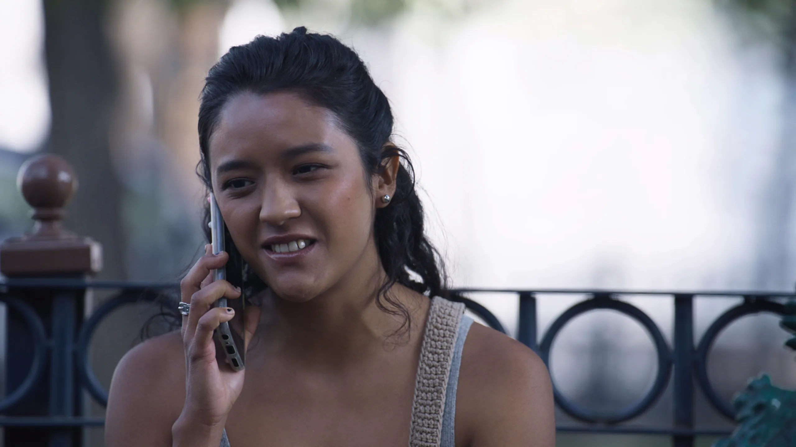 thumbnail - T4:E15 La Roomie