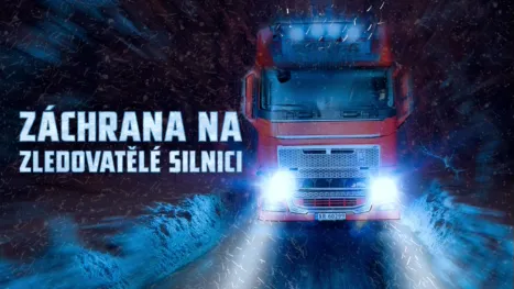 thumbnail - Záchrana na zledovatělé silnici