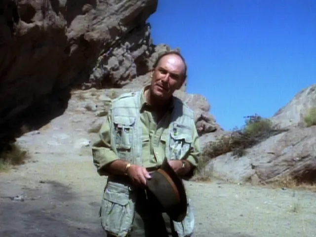 thumbnail - S1:E13 The Clip Show