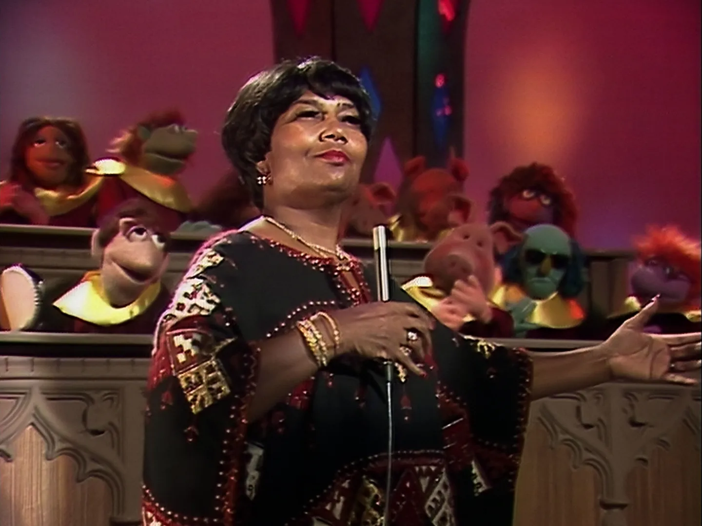thumbnail - S3: Afl. 5 Gast: Pearl Bailey