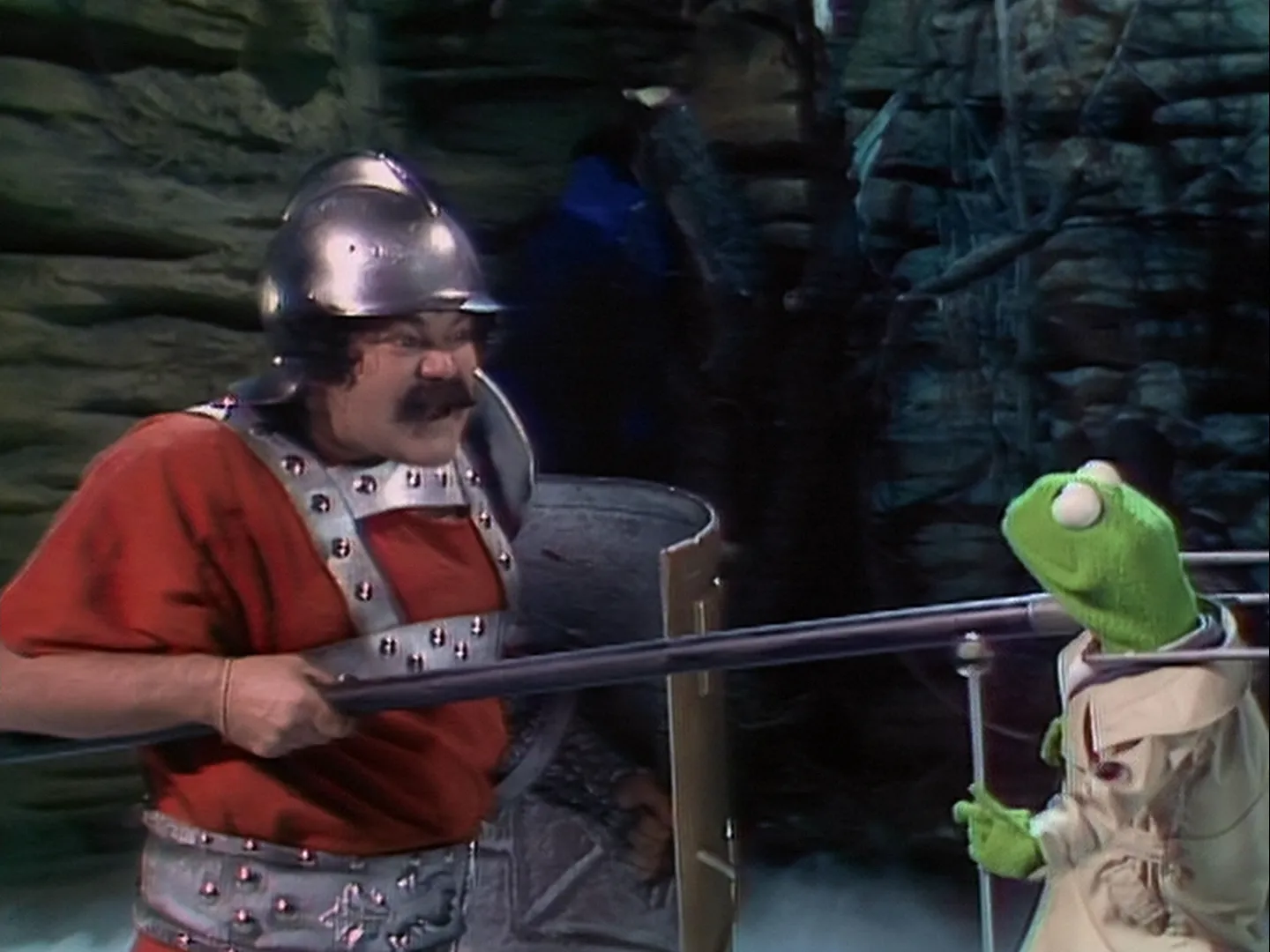 thumbnail - S1:B16 Konuk: Avery Schreiber