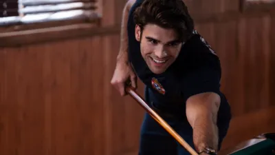 thumbnail - S1:E15 Bad Girls